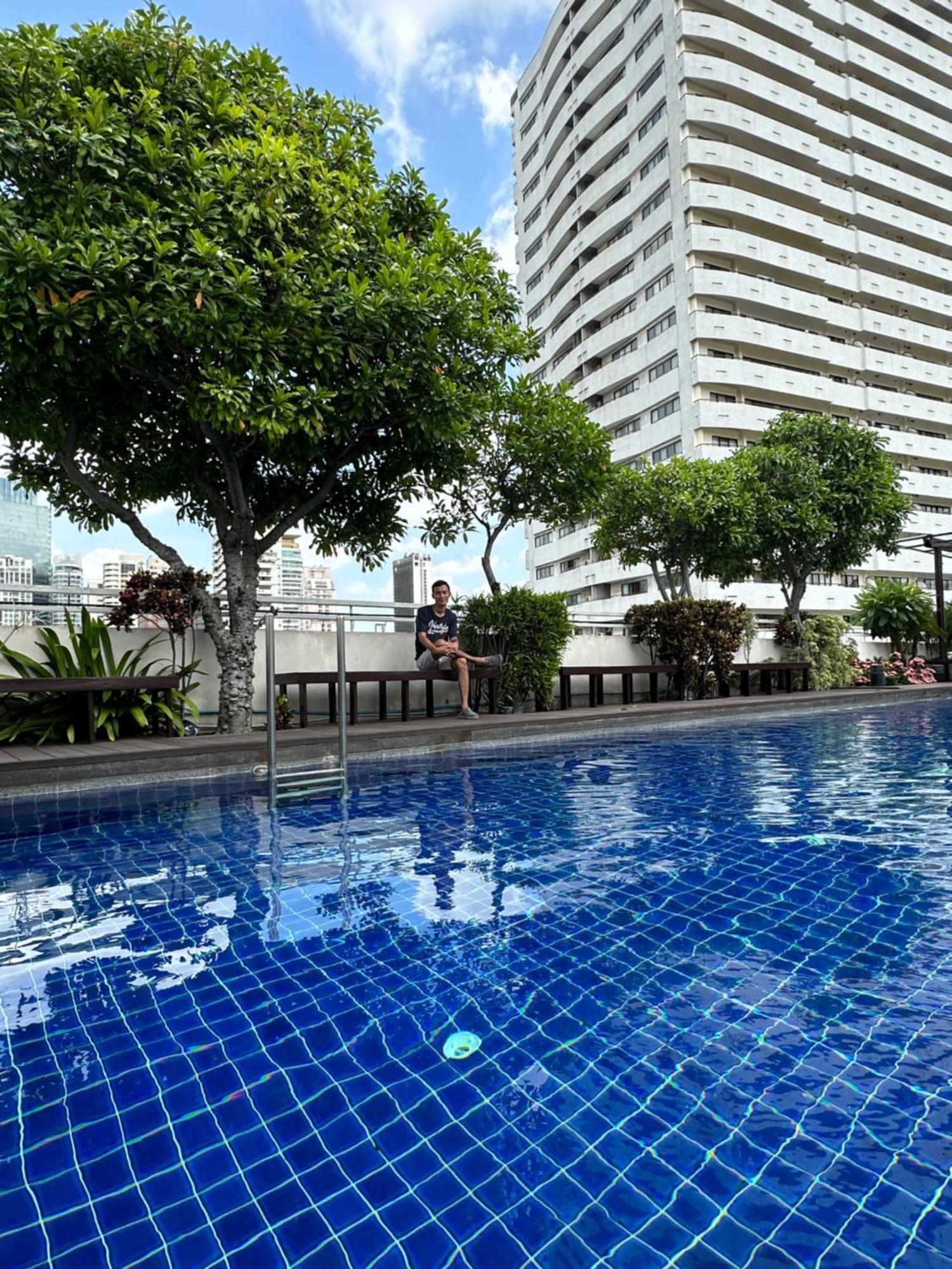 Delightful Condo In Central Location At Sukhumvit 49 Бангкок Екстер'єр фото